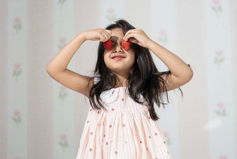 ELARA STRAWBERRY FROCK